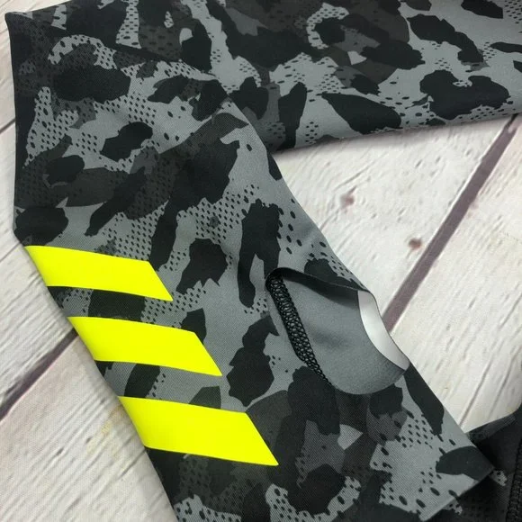 🛍️🛍️SOLD Adidas men's SUPER SUIT running carrera size small - Picture 13 of 16